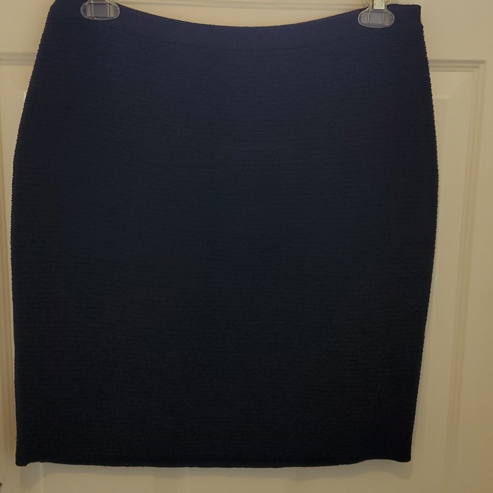 Eileen Fisher Black Short Skirt. Washable Wool NWT